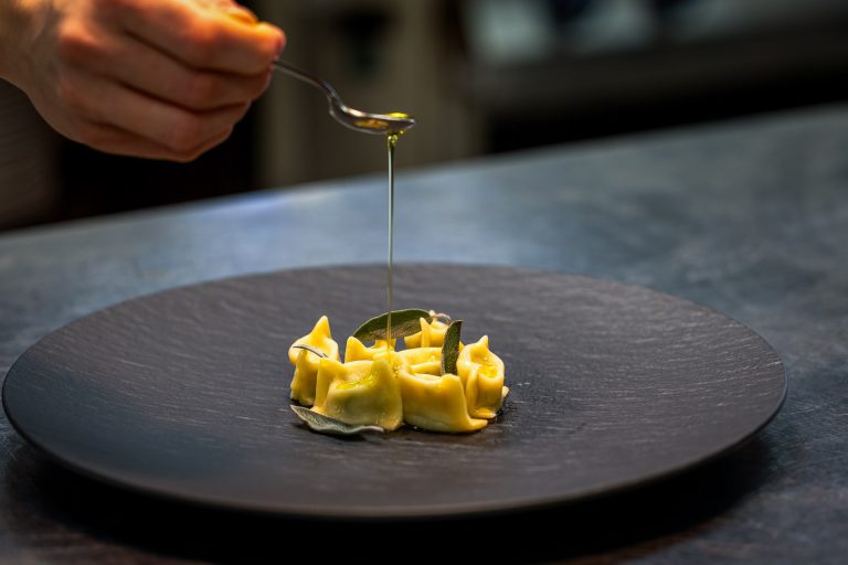 Kendov dvorec, žlikrofi