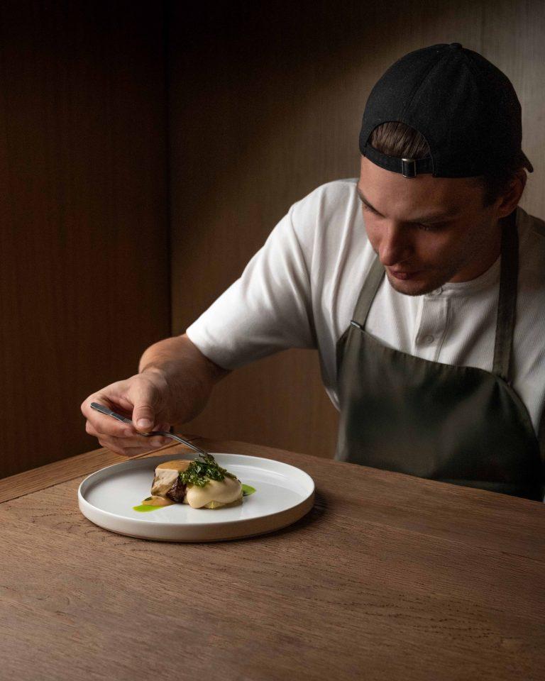 Pino Alpino, chef Maj Suhadolnik