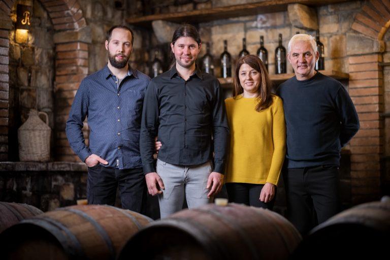 Domačija Ražman, the family
