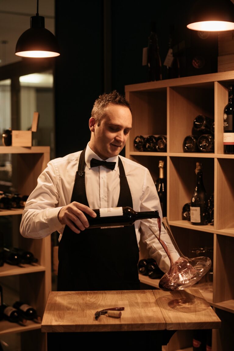 Mlečna Marijanca, sommelier Benjamin Jug